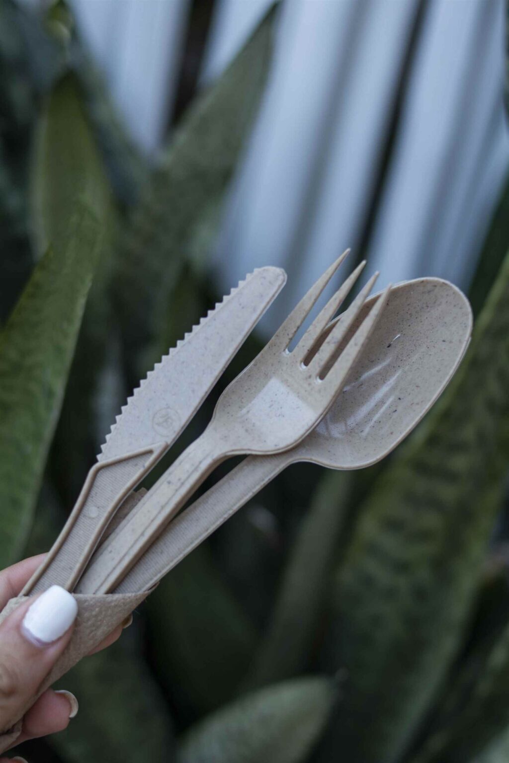 180 Pack biodegradable cutlery sets with napkin wrapped in a paper bag - Image 6